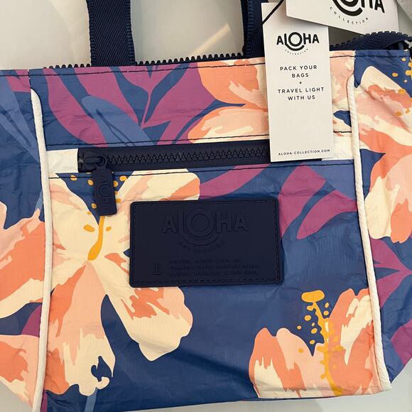 Aloha collection• Monochrome bag CROSSBODY
Adrift in SERENE - Picture 10 of 14